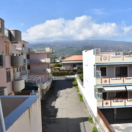 Apartment Panorama House Mascali