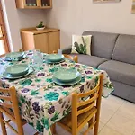 Panorama House * Маскали